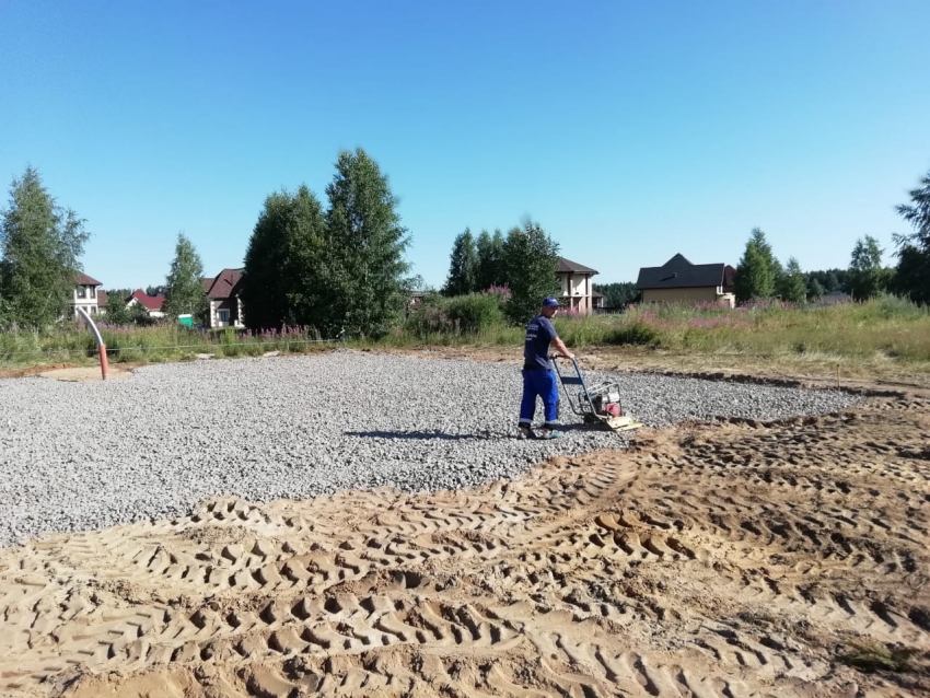 заливка фундамента с последующим строительством одноэтажного хозяйственного блока в посёлке "петровское барокко", ло
